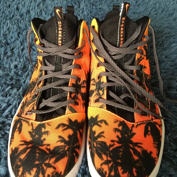 nike hyperdunk - Picture 6 of 7